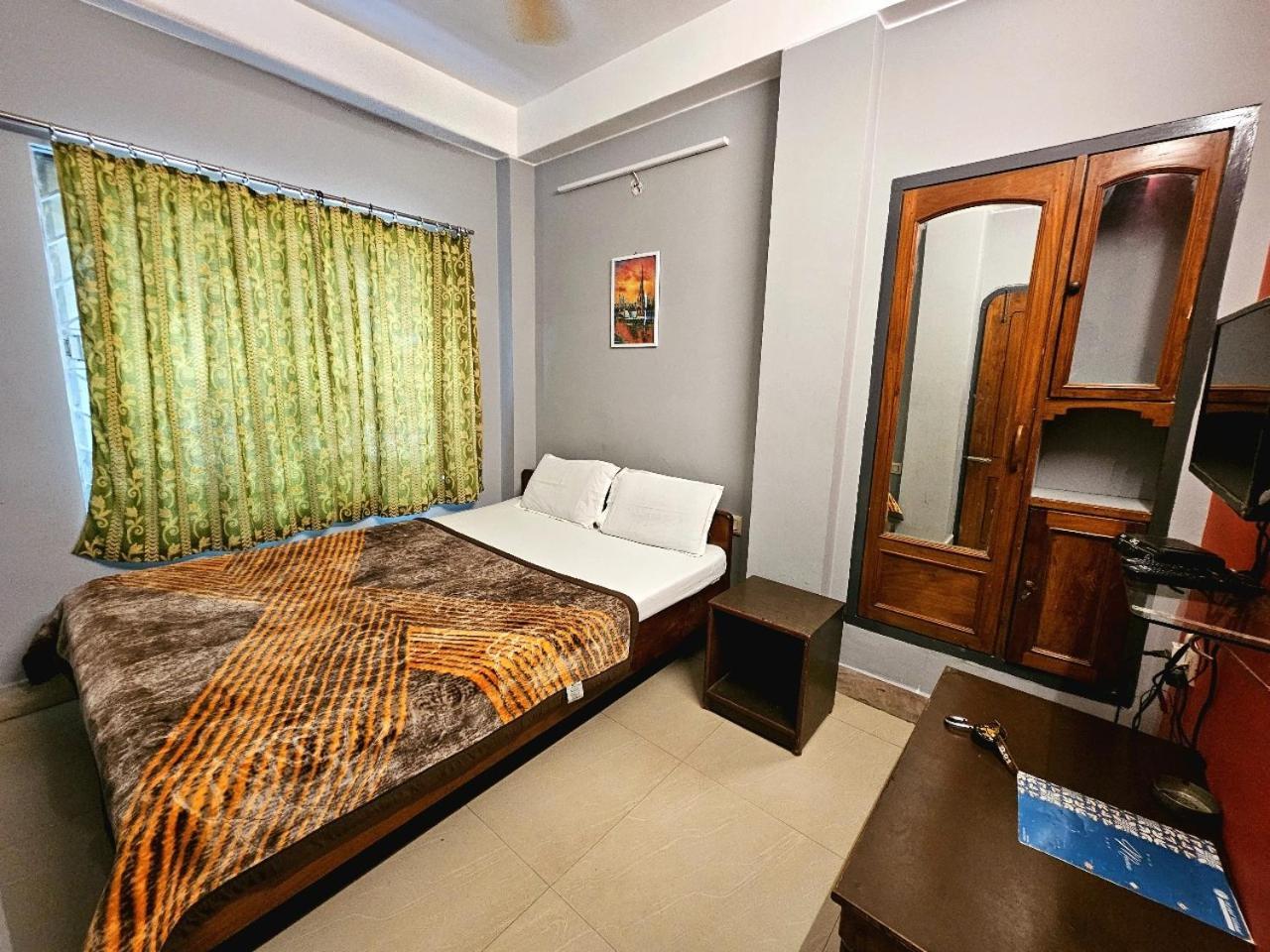 Hotel Vishal Shiliguri Exterior foto